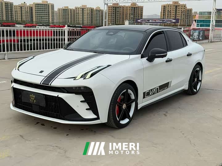 Lynk & Co 03 2.0T Diesel DCT Pro - car from China