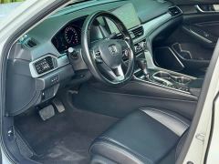 Honda Accord 260TURBO Luxury Edition - photo 7
