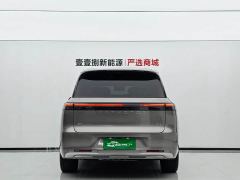 Leapmotor D19 Pure Electric 720 Smart Luxury Edition Six-Seater - ფოტო 9
