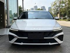 Hyundai Elantra 1.5L CVT Luxury - ფოტო 2