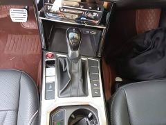 Volkswagen Passat 330TSI Luxury - ფოტო 13