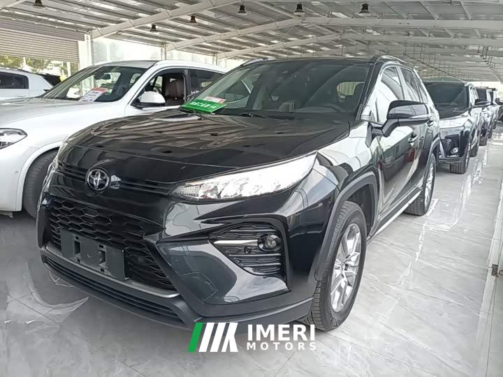 Toyota Vlanda 2.0L CVT FWD Luxury - car from China