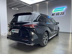 Toyota Gravia 2.5L Hybrid Prestige Plus AWD - ფოტო 10