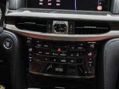 Lexus LX 570 Middle East Edition - ფოტო 12
