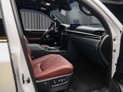 Lexus LX 570 Middle East Edition - ფოტო 15
