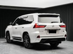 Lexus LX 570 Middle East Edition - ფოტო 7