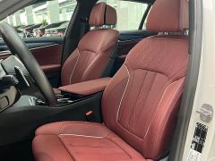 BMW 5 Series 530Li Luxury M Sport Package - ფოტო 9