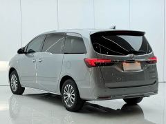 Buick GL8 Land Executive Cabin 652T Luxury - photo 12