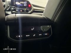 Toyota Highlander 2.5L Smart Hybrid Dual Engine FWD Elite 5-Seater - photo 15