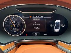 Bentley Flying Spur Plug-in Hybrid 2.9T V6 - photo 12