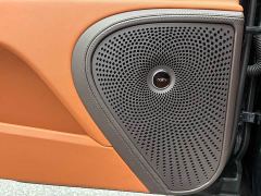 Bentley Flying Spur Plug-in Hybrid 2.9T V6 - photo 15