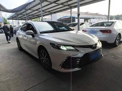 Toyota Camry 2.5G Luxury - ფოტო 3