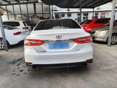 Toyota Camry 2.5G Luxury - ფოტო 5