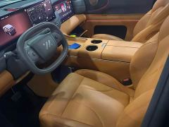 IM Motors Zhiji LS8 66 Ultra Luxury Six-Seater - photo 5