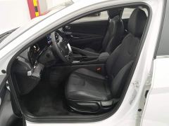 Hyundai Elantra 1.5L CVT GLX Elite - ფოტო 10