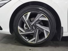 Hyundai Elantra 1.5L CVT GLX Elite - ფოტო 17