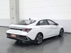 Hyundai Elantra 1.5L CVT GLX Elite - ფოტო 2