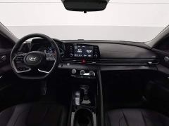 Hyundai Elantra 1.5L CVT GLX Elite - ფოტო 5
