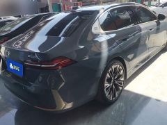 BMW 5 Series 530Li Luxury Edition Premium Package - photo 3