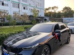 BMW 5 Series 530Li Luxury M Sport Package - ფოტო 1