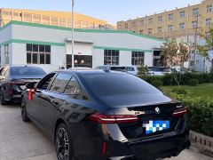 BMW 5 Series 530Li Luxury M Sport Package - ფოტო 4