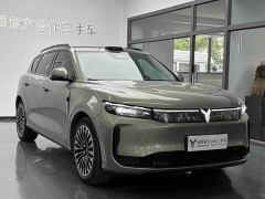 Voyah Lantu FREE Rear-Wheel Drive Qiankun Edition - photo 3