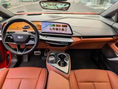 Cadillac IQ Aoge Four-Wheel Drive Long-Range Edition - ფოტო 10