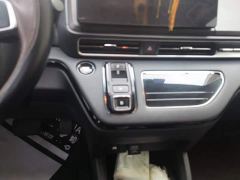 Honda Odyssey 2.0L e:HEV Sharp Comfort Edition - ფოტო 16