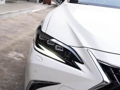 Lexus ES 300h Premium Edition - ფოტო 6