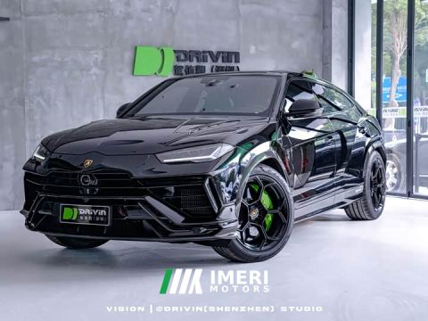2023 Lamborghini Urus 4.0T V8 Performante