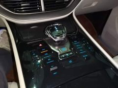 Denza D9 DM-i Smart Drive 1020 Four-Wheel Drive Flagship - photo 13