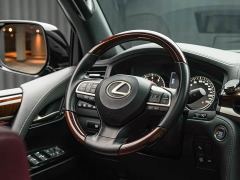 Lexus LX 570 Middle East Edition - ფოტო 11