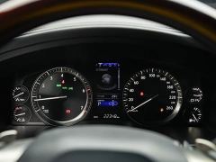 Lexus LX 570 Middle East Edition - ფოტო 12