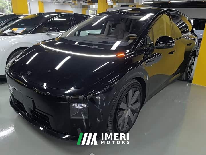 Li Auto i8 Standard Edition - car from China