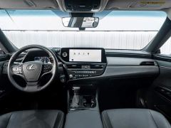 Lexus ES 200 Excellence Edition - ფოტო 15