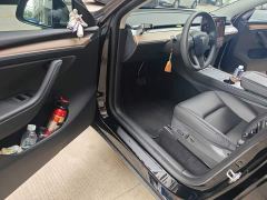 Tesla Model Y Rear-Wheel Drive - ფოტო 12