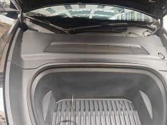 Tesla Model Y Rear-Wheel Drive - ფოტო 16