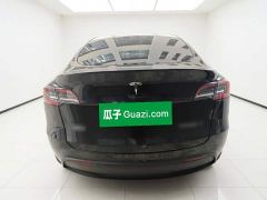 Tesla Model Y Rear-Wheel Drive - ფოტო 3