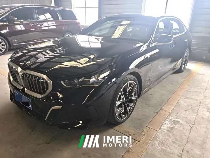 BMW 5 Series 530Li Luxury M Sport Package - car from China