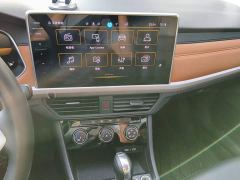 Volkswagen Bora 200TSI DSG Comfort Navigation Edition - ფოტო 9