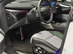 HiPhi Z Five-Seater - ფოტო 9