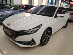 Hyundai Elantra 1.5L CVT GLX Elite - ფოტო 1