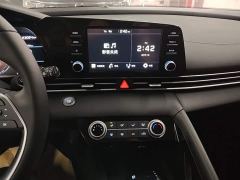 Hyundai Elantra 1.5L CVT GLX Elite - ფოტო 12