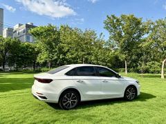 Geely Emgrand 4th Generation 1.5L CVT Flagship - photo 4