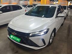 Chevrolet Cruze 1.5L Dual-Clutch Deluxe Edition - фото 1