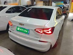 Chevrolet Cruze 1.5L Dual-Clutch Deluxe Edition - фото 6
