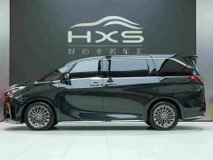 Lexus LM 500h Six-Seat Premium Edition - photo 3