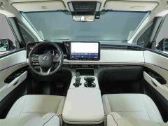 Lexus LM 500h Six-Seat Premium Edition - photo 6