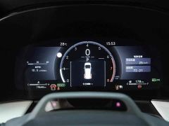 Lexus LM 500h Six-Seat Premium Edition - photo 8