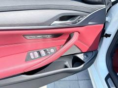 BMW 5 Series 530Li Luxury M Sport Package - ფოტო 12